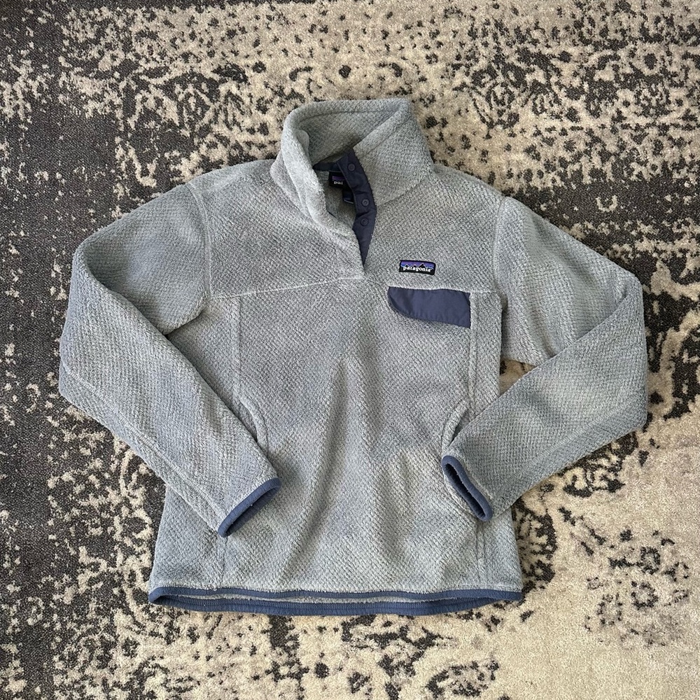 Gray Patagonia Fleece Pullover